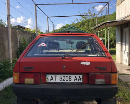 Красный ВАЗ 2109, объемом двигателя 1.5 л и пробегом 85 тыс. км за 900 $, фото 1 на Automoto.ua