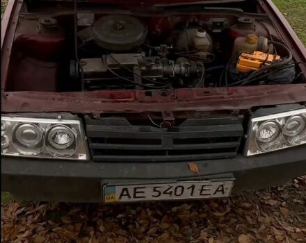 Красный ВАЗ 2109, объемом двигателя 1 л и пробегом 90 тыс. км за 596 $, фото 2 на Automoto.ua