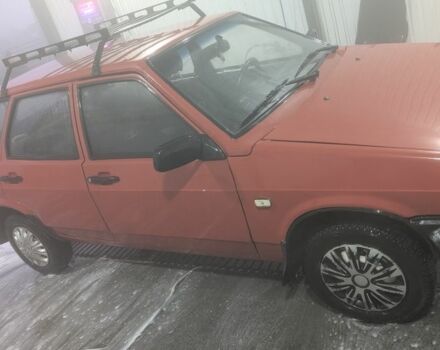 Красный ВАЗ 2109, объемом двигателя 1.5 л и пробегом 320 тыс. км за 1100 $, фото 1 на Automoto.ua