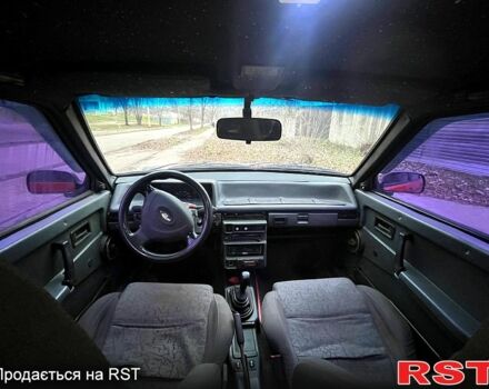 Красный ВАЗ 2109, объемом двигателя 1.3 л и пробегом 110 тыс. км за 1399 $, фото 3 на Automoto.ua