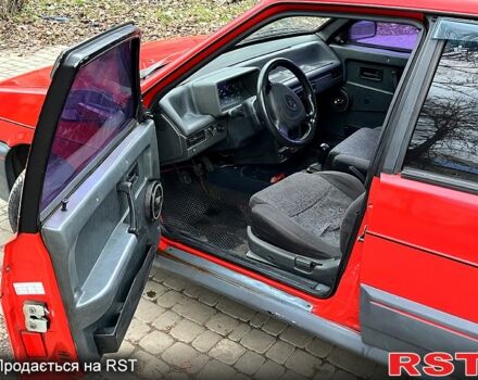 Красный ВАЗ 2109, объемом двигателя 1.3 л и пробегом 110 тыс. км за 1399 $, фото 6 на Automoto.ua