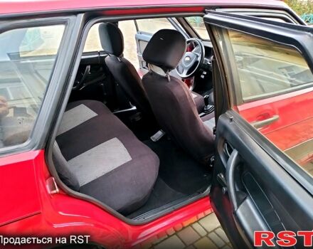 Красный ВАЗ 2109, объемом двигателя 1.3 л и пробегом 200 тыс. км за 1450 $, фото 4 на Automoto.ua