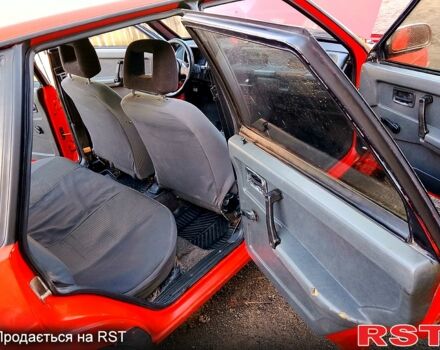 Красный ВАЗ 2109, объемом двигателя 1.1 л и пробегом 198 тыс. км за 888 $, фото 12 на Automoto.ua