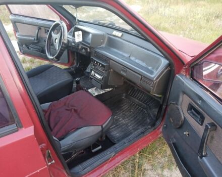 Красный ВАЗ 2109, объемом двигателя 1.3 л и пробегом 240 тыс. км за 700 $, фото 2 на Automoto.ua