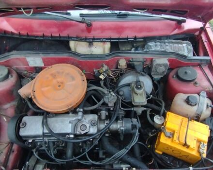 Красный ВАЗ 2109, объемом двигателя 1.5 л и пробегом 10 тыс. км за 900 $, фото 2 на Automoto.ua