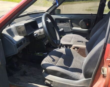 Красный ВАЗ 2109, объемом двигателя 1.5 л и пробегом 1 тыс. км за 716 $, фото 4 на Automoto.ua