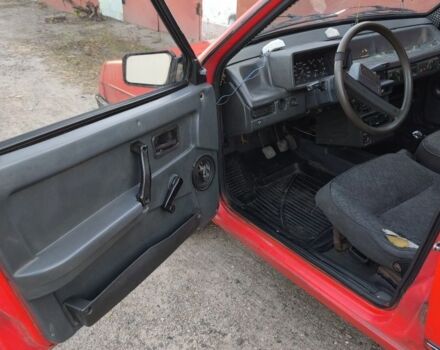 Красный ВАЗ 2109, объемом двигателя 1.3 л и пробегом 73 тыс. км за 333 $, фото 4 на Automoto.ua