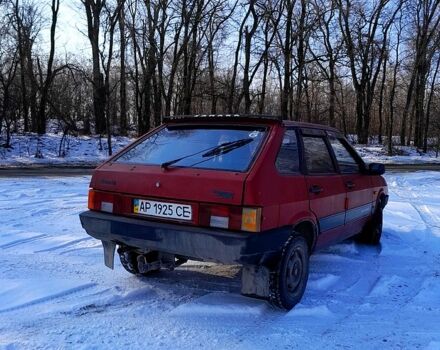 Красный ВАЗ 2109, объемом двигателя 1.5 л и пробегом 0 тыс. км за 1100 $, фото 2 на Automoto.ua