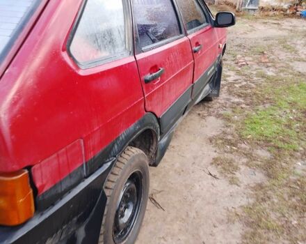 ВАЗ 2109 1993 в Кропивницком (Кировограде) на Automoto.ua Красный ВАЗ 2109, объемом двигателя 1.5 л и пробегом 200 тыс. км за 600 $, фото 6 на Automoto.ua
