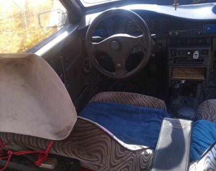 ВАЗ 2109 1993 в Синельниковом на Automoto.ua Красный ВАЗ 2109, объемом двигателя 1.3 л и пробегом 96 тыс. км за 700 $, фото 2 на Automoto.ua