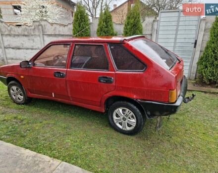 Красный ВАЗ 2109, объемом двигателя 1.3 л и пробегом 205 тыс. км за 900 $, фото 1 на Automoto.ua