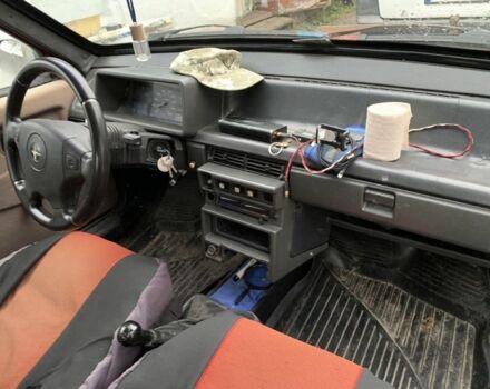 Красный ВАЗ 2109, объемом двигателя 1.5 л и пробегом 200 тыс. км за 900 $, фото 7 на Automoto.ua