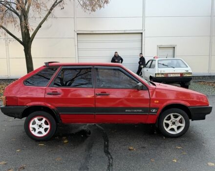 Красный ВАЗ 2109, объемом двигателя 1.5 л и пробегом 100 тыс. км за 1000 $, фото 5 на Automoto.ua