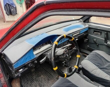 Красный ВАЗ 2109, объемом двигателя 1.3 л и пробегом 100 тыс. км за 700 $, фото 4 на Automoto.ua