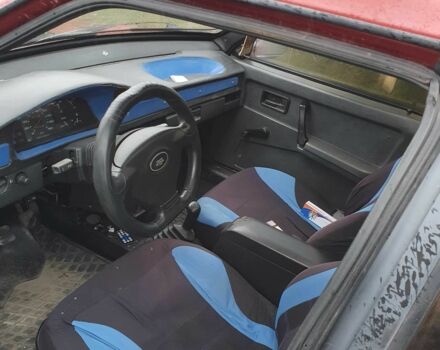 Красный ВАЗ 2109, объемом двигателя 1.5 л и пробегом 130 тыс. км за 528 $, фото 6 на Automoto.ua