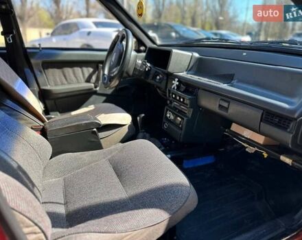 Красный ВАЗ 2109, объемом двигателя 1.5 л и пробегом 170 тыс. км за 1550 $, фото 2 на Automoto.ua