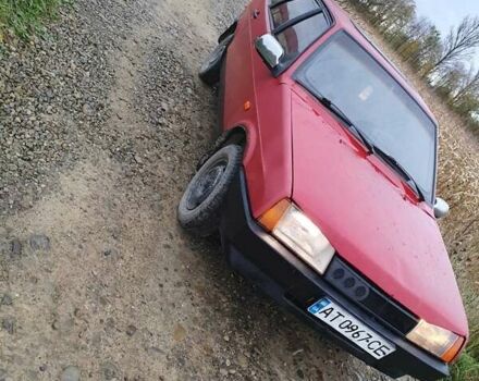 Красный ВАЗ 2109, объемом двигателя 1.5 л и пробегом 130 тыс. км за 528 $, фото 1 на Automoto.ua