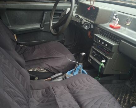 Красный ВАЗ 2109, объемом двигателя 0 л и пробегом 200 тыс. км за 750 $, фото 4 на Automoto.ua