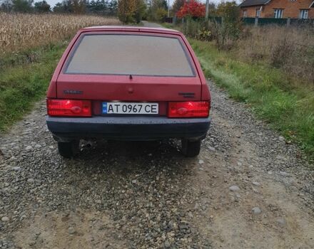 Красный ВАЗ 2109, объемом двигателя 1.5 л и пробегом 130 тыс. км за 528 $, фото 3 на Automoto.ua