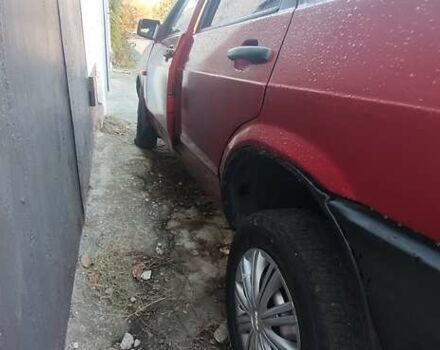 ВАЗ 2109 1994 у Дніпро (Дніпропетровську) на Automoto.ua Червоний ВАЗ 2109, об'ємом двигуна 1.29 л та пробігом 200 тис. км за 1200 $, фото 2 на Automoto.ua