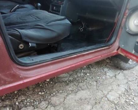 ВАЗ 2109 1994 у Дніпро (Дніпропетровську) на Automoto.ua Червоний ВАЗ 2109, об'ємом двигуна 1.29 л та пробігом 200 тис. км за 1200 $, фото 4 на Automoto.ua
