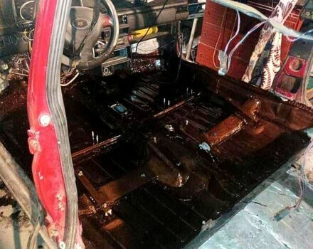 Красный ВАЗ 2109, объемом двигателя 1.5 л и пробегом 20 тыс. км за 1450 $, фото 4 на Automoto.ua