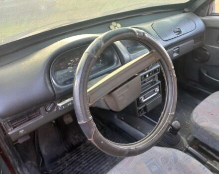 ВАЗ 2109 1995 у Львові на Automoto.ua Червоний ВАЗ 2109, об'ємом двигуна 1.5 л та пробігом 240 тис. км за 650 $, фото 3 на Automoto.ua