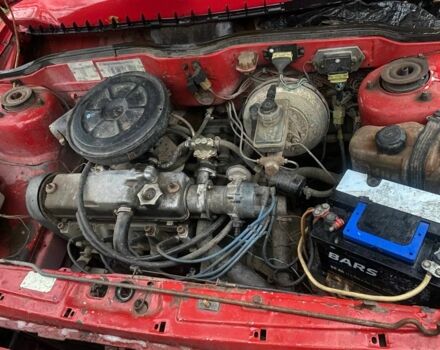 Красный ВАЗ 2109, объемом двигателя 1 л и пробегом 80 тыс. км за 793 $, фото 5 на Automoto.ua