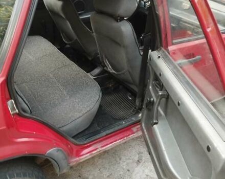 Красный ВАЗ 2109, объемом двигателя 1.5 л и пробегом 220 тыс. км за 1300 $, фото 14 на Automoto.ua