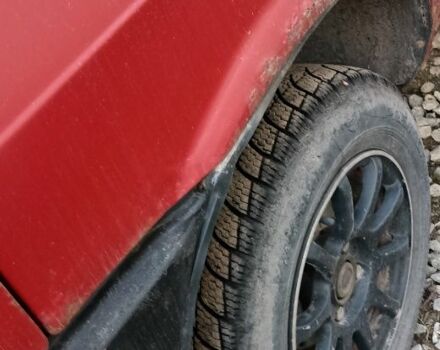 Красный ВАЗ 2109, объемом двигателя 1.5 л и пробегом 333 тыс. км за 495 $, фото 4 на Automoto.ua