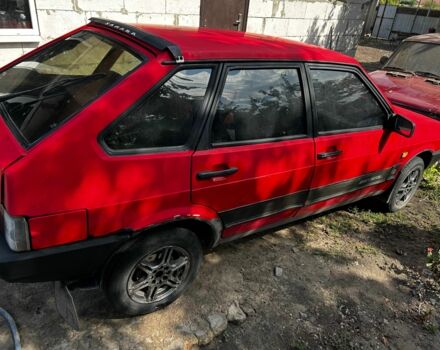 ВАЗ 2109 1995 в Новомосковске на Automoto.ua Красный ВАЗ 2109, объемом двигателя 1.5 л и пробегом 300 тыс. км за 1200 $, фото 3 на Automoto.ua