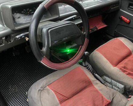 Красный ВАЗ 2109, объемом двигателя 1 л и пробегом 80 тыс. км за 793 $, фото 4 на Automoto.ua