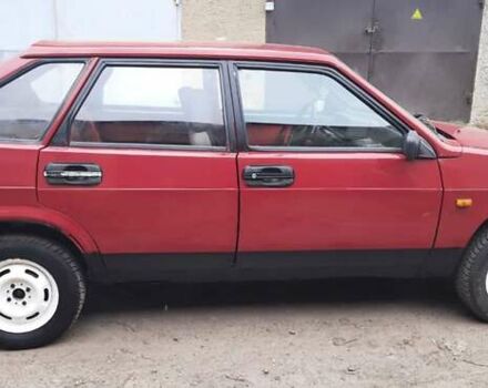 Красный ВАЗ 2109, объемом двигателя 0 л и пробегом 258 тыс. км за 700 $, фото 6 на Automoto.ua