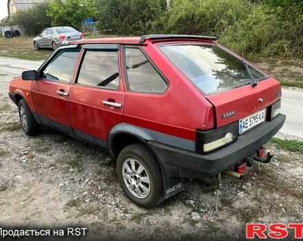 Красный ВАЗ 2109, объемом двигателя 1.5 л и пробегом 200 тыс. км за 999 $, фото 5 на Automoto.ua