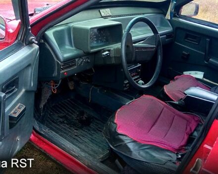 Красный ВАЗ 2109, объемом двигателя 1.5 л и пробегом 250 тыс. км за 1100 $, фото 2 на Automoto.ua