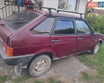 Красный ВАЗ 2109, объемом двигателя 1.5 л и пробегом 300 тыс. км за 1000 $, фото 1 на Automoto.ua