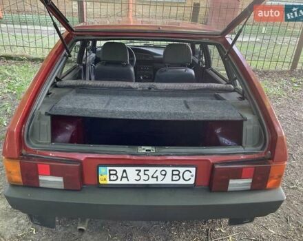 Красный ВАЗ 2109, объемом двигателя 1.5 л и пробегом 90 тыс. км за 1500 $, фото 4 на Automoto.ua