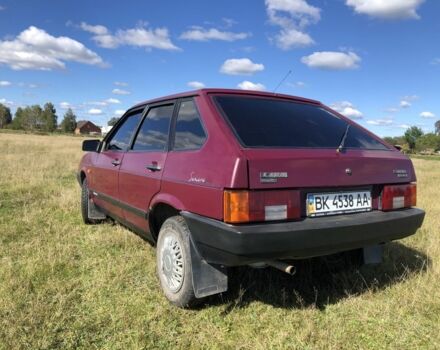 ВАЗ 2109 1996 в Владимирце на Automoto.ua Красный ВАЗ 2109, объемом двигателя 1.5 л и пробегом 77 тыс. км за 1250 $, фото 5 на Automoto.ua