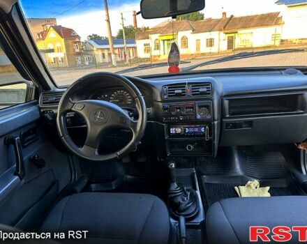 Красный ВАЗ 2109, объемом двигателя 1.5 л и пробегом 220 тыс. км за 1300 $, фото 4 на Automoto.ua