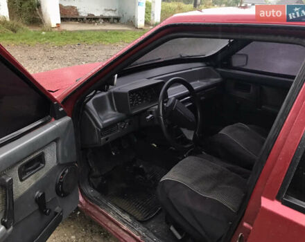 Красный ВАЗ 2109, объемом двигателя 1.5 л и пробегом 325 тыс. км за 800 $, фото 5 на Automoto.ua