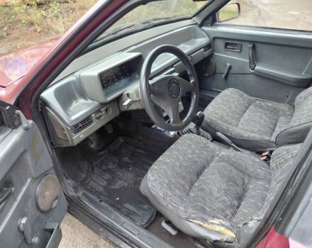 Красный ВАЗ 2109, объемом двигателя 1.5 л и пробегом 300 тыс. км за 650 $, фото 2 на Automoto.ua