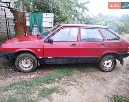 Красный ВАЗ 2109, объемом двигателя 1.5 л и пробегом 210 тыс. км за 1900 $, фото 2 на Automoto.ua
