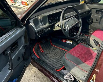 Красный ВАЗ 2109, объемом двигателя 1.5 л и пробегом 62 тыс. км за 2000 $, фото 3 на Automoto.ua