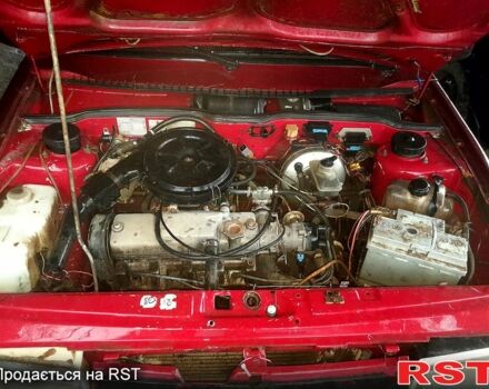 Красный ВАЗ 2109, объемом двигателя 1.5 л и пробегом 30 тыс. км за 950 $, фото 3 на Automoto.ua