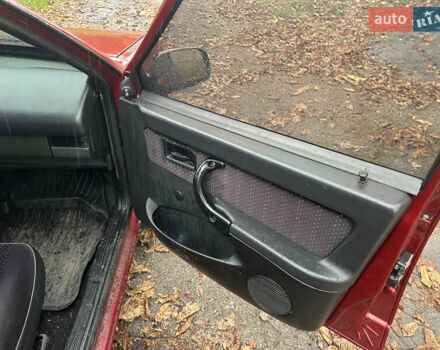 Красный ВАЗ 2109, объемом двигателя 1.5 л и пробегом 109 тыс. км за 2550 $, фото 19 на Automoto.ua