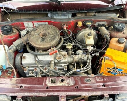 Красный ВАЗ 2109, объемом двигателя 1.5 л и пробегом 62 тыс. км за 2000 $, фото 4 на Automoto.ua