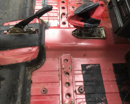 Красный ВАЗ 2109, объемом двигателя 1.5 л и пробегом 177 тыс. км за 1900 $, фото 5 на Automoto.ua