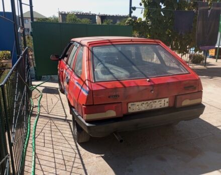 Красный ВАЗ 2109, объемом двигателя 2 л и пробегом 300 тыс. км за 350 $, фото 1 на Automoto.ua