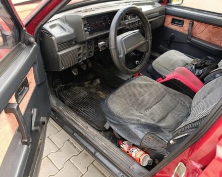 ВАЗ 2109 2006 в Луцке на Automoto.ua Красный ВАЗ 2109, объемом двигателя 1.5 л и пробегом 316 тыс. км за 950 $, фото 8 на Automoto.ua