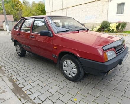 ВАЗ 2109 2006 в Луцке на Automoto.ua Красный ВАЗ 2109, объемом двигателя 1.5 л и пробегом 316 тыс. км за 950 $, фото 2 на Automoto.ua
